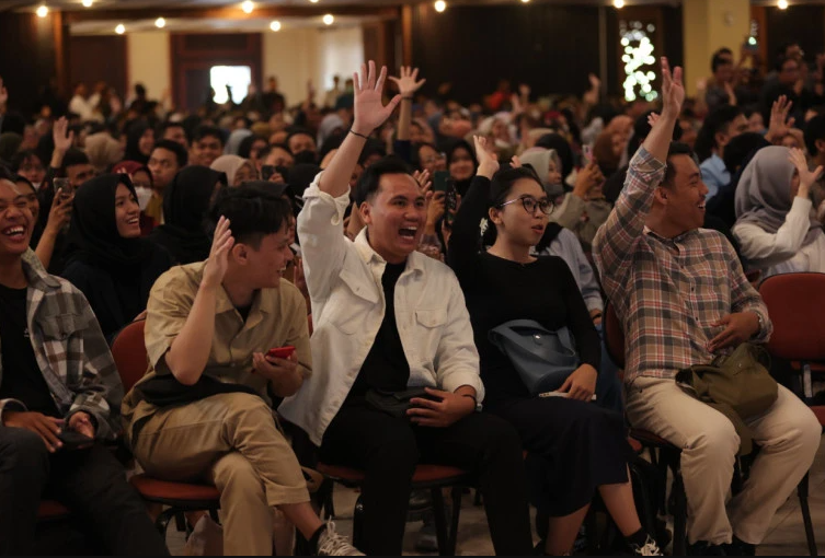 Anak Sopir Jerami Lolos UGM hingga Mantri Bank Tilep